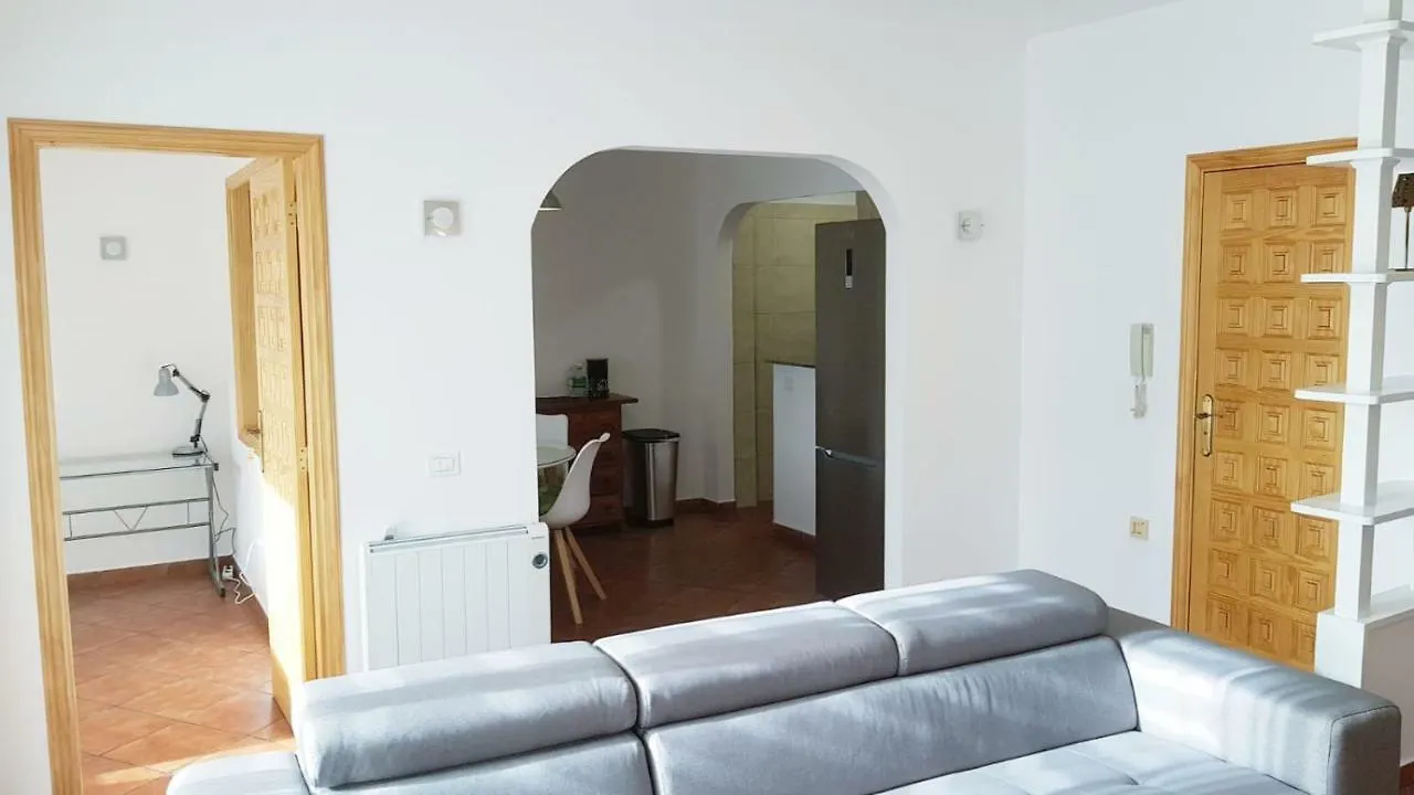 Daire Apartamento Amplio Y Tranquilo Con Vistas Los Realejos